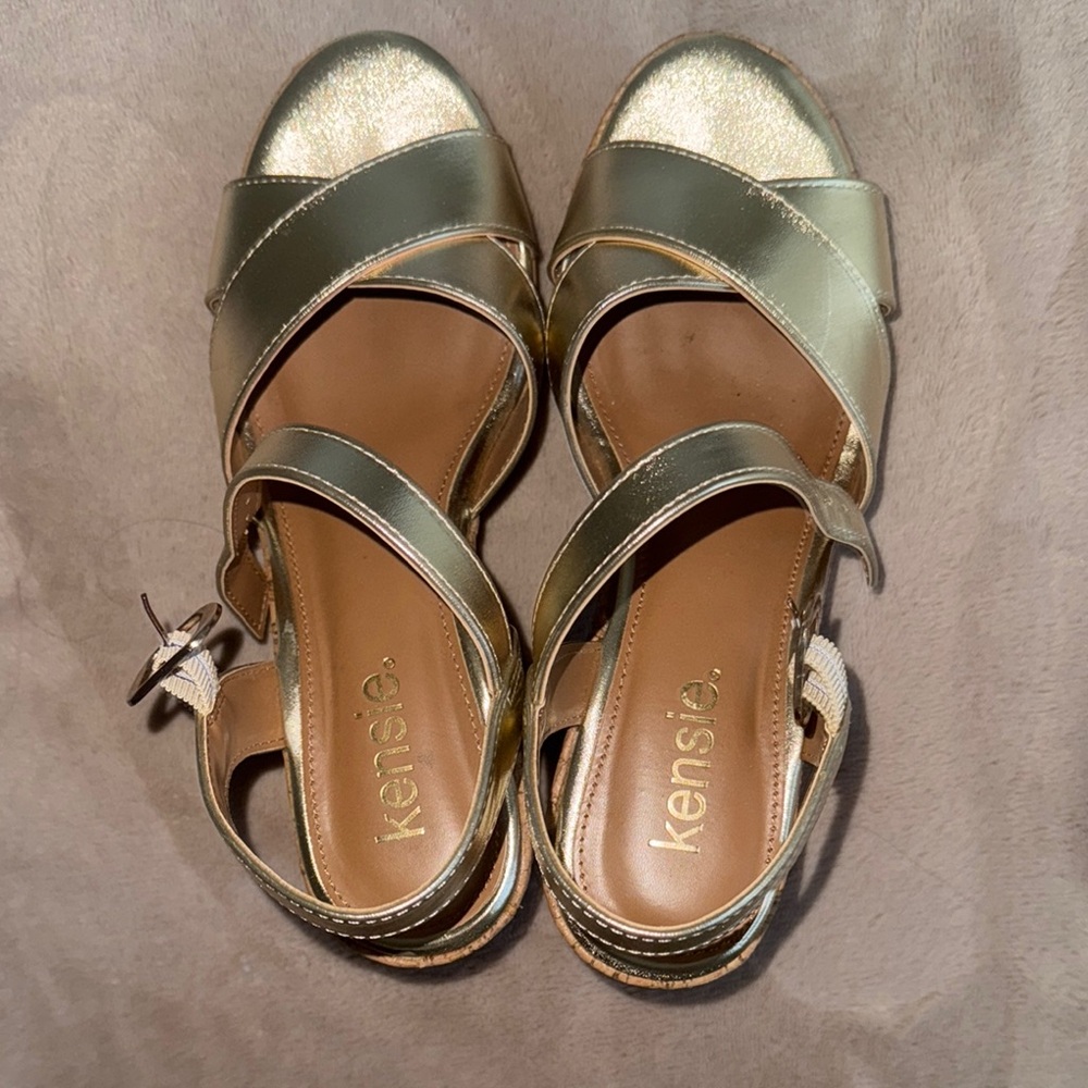 Kensie Gold Women's Sandals